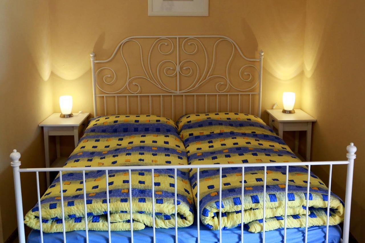 Zamek Liboun Hotel Lounovice pod Blanikem ภายนอก รูปภาพ